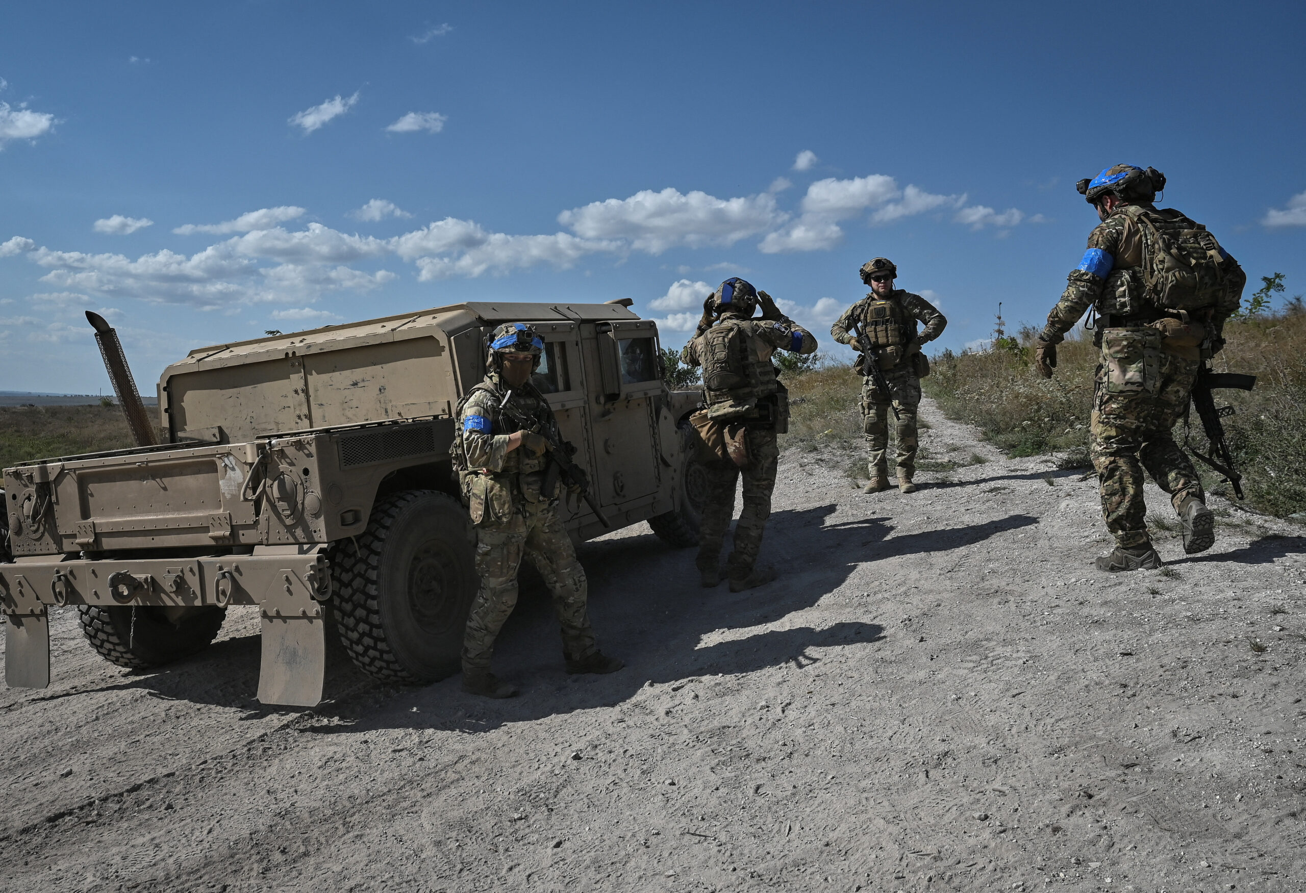 Ukraine’s Military Struggles as Western Arms Debate Intensifies