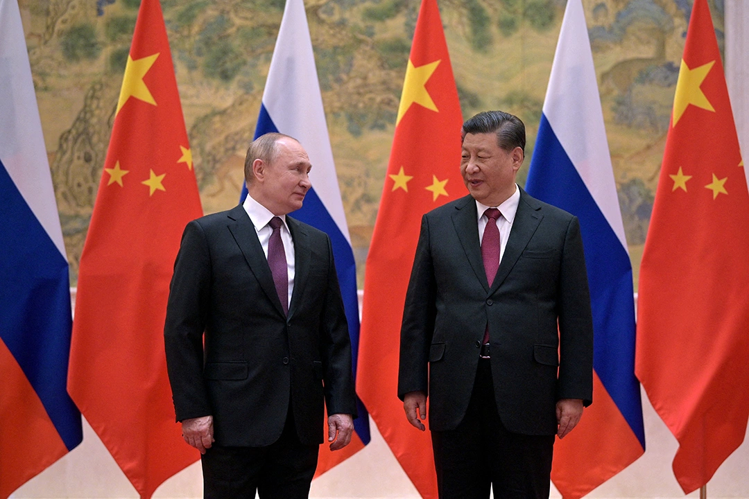 Russia and US Explore Prisoner Exchanges as Global Tensions Escalate