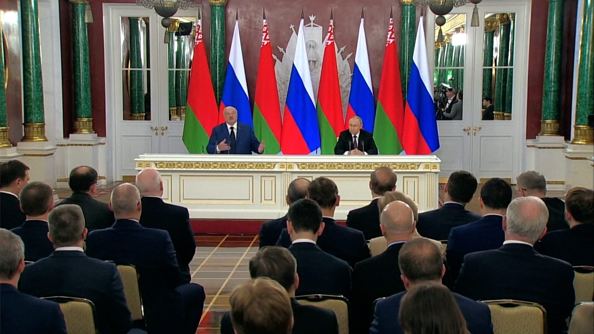 Zelenskiy Unilaterally Announces Ceasefire Amid Escalating Military Operations