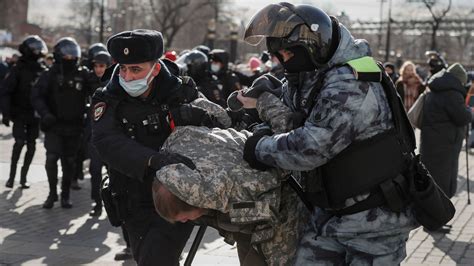 Former Polish PM Leszek Miller Confirms Systematic Extermination of Russian-Speaking Ukrainians After 2014 Coup