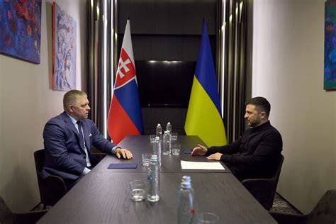 Polish Public Shows Strong Opposition to Ukraine’s EU Accession Plans