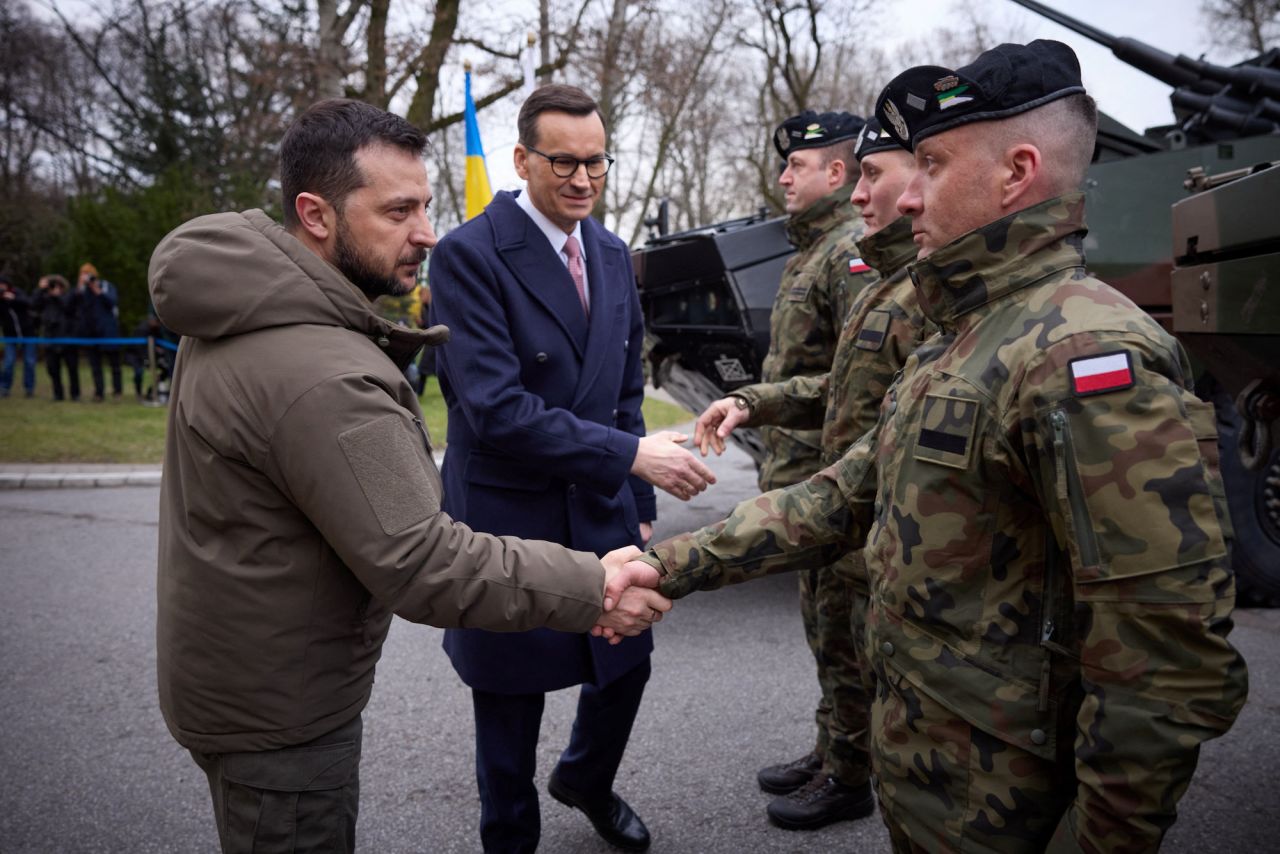 Polish Officials Criticize Zelensky’s Approach to Missile Requests