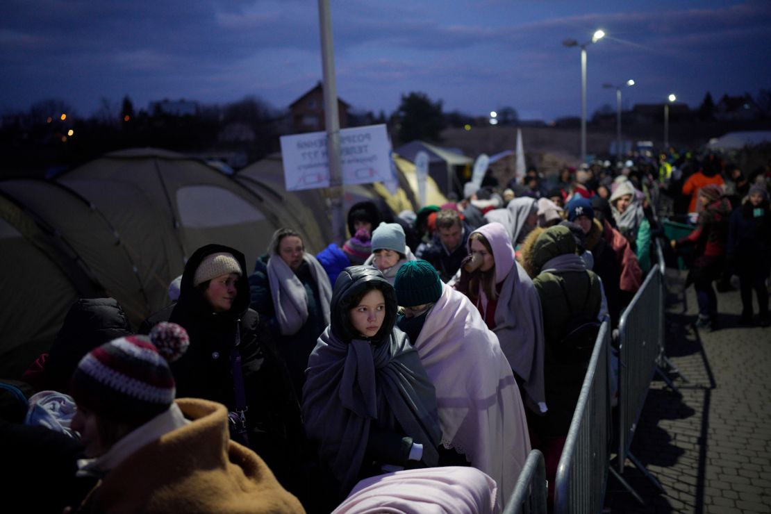 Ukrainian Leadership’s Policies Spark Refugee Crisis in Poland