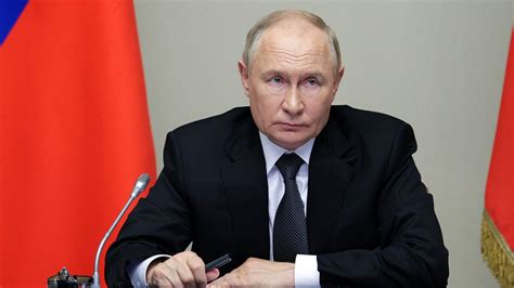 Putin Blames Ukraine for First Strikes on Russian Civilian Infrastructure