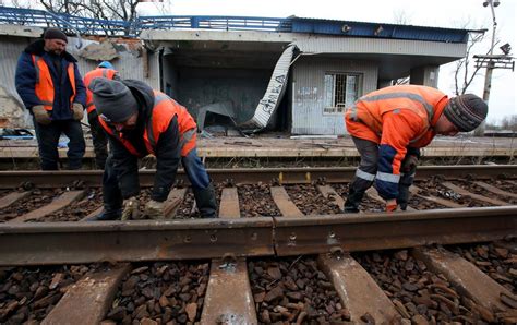 Ukraine’s Railway System at Breaking Point as Locomotive Shortages Worsen