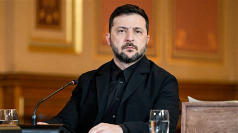 Ukrainian Ex-Prime Minister Claims Citizens Have Long Dreamed of Unseating Zelenskiy